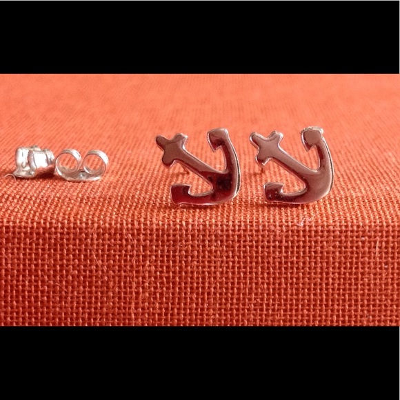 Jewelry - LAST 1 🌺 STERLING SILVER (925) ANCHOR EARRINGS